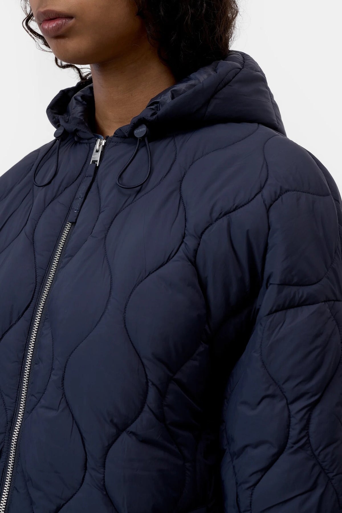 Closed Jas met Kap Donkerblauw